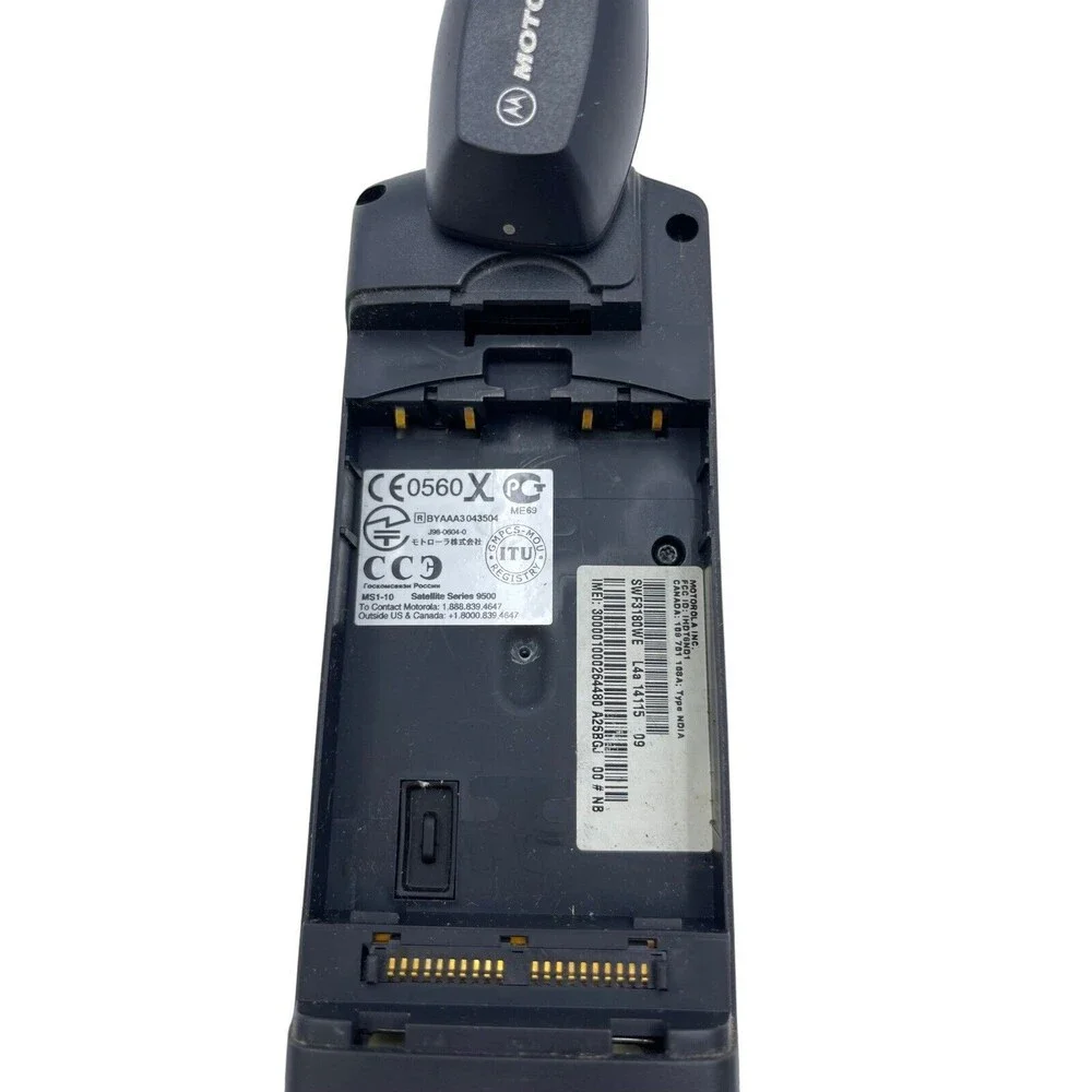 Motorola 9500 Satellite Phone Iridium Network, 2 Batteries, Accessories In Box